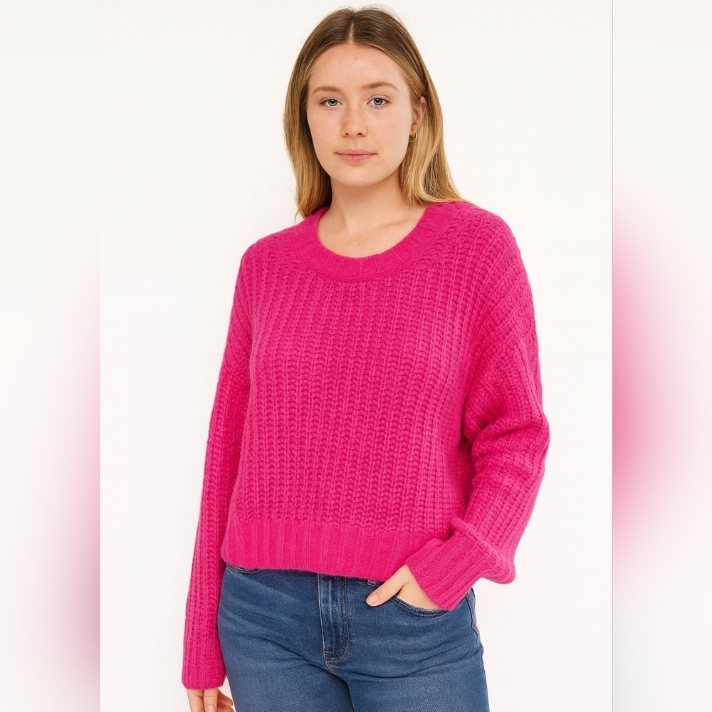 American Eagle Womens Hot Pink Crewneck‎ 💗 Sweater Size Small